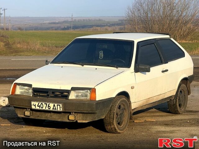 Білий ВАЗ 2108, об'ємом двигуна 1.5 л та пробігом 256 тис. км за 950 $, фото 1 на Automoto.ua