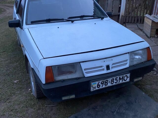 Белый ВАЗ 2108, объемом двигателя 1.3 л и пробегом 61 тыс. км за 750 $, фото 1 на Automoto.ua