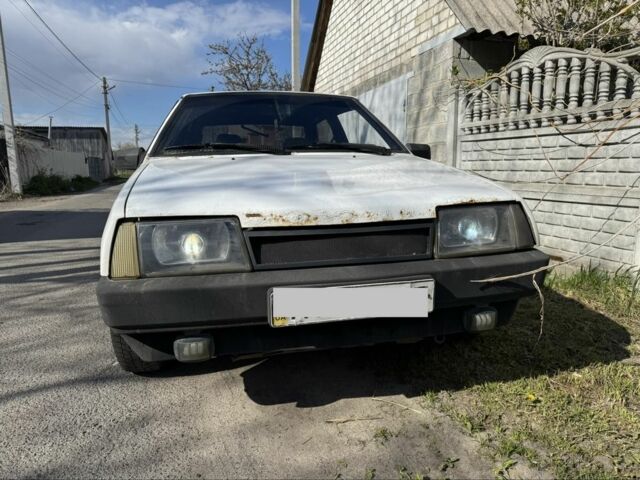 Белый ВАЗ 2108, объемом двигателя 0 л и пробегом 30 тыс. км за 683 $, фото 1 на Automoto.ua