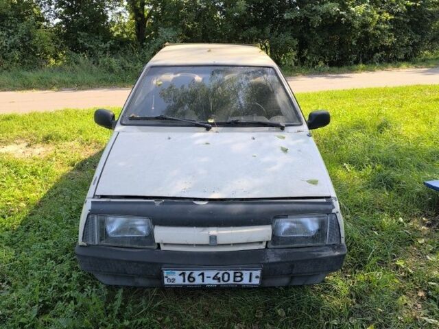 Белый ВАЗ 2108, объемом двигателя 1 л и пробегом 96 тыс. км за 10000 $, фото 1 на Automoto.ua
