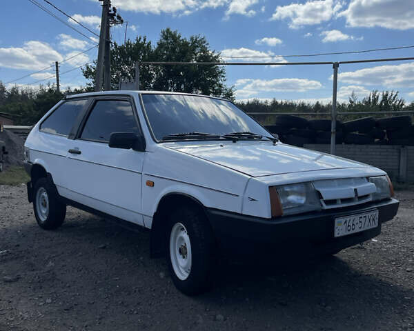 Белый ВАЗ 2108, объемом двигателя 0 л и пробегом 61 тыс. км за 1600 $, фото 1 на Automoto.ua