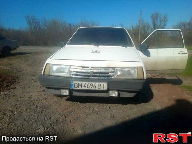Белый ВАЗ 2108, объемом двигателя 1.3 л и пробегом 0 тыс. км за 370 $, фото 1 на Automoto.ua