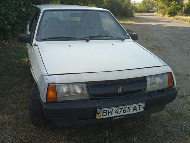 Белый ВАЗ 2108, объемом двигателя 1.5 л и пробегом 79 тыс. км за 572 $, фото 1 на Automoto.ua