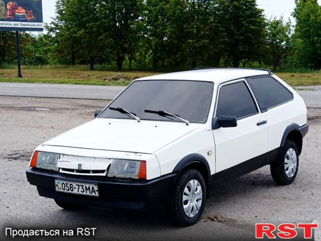 Белый ВАЗ 2108, объемом двигателя 1.5 л и пробегом 0 тыс. км за 850 $, фото 1 на Automoto.ua