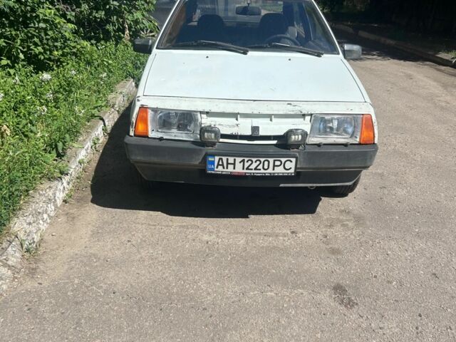 Белый ВАЗ 2108, объемом двигателя 1.3 л и пробегом 90 тыс. км за 785 $, фото 1 на Automoto.ua