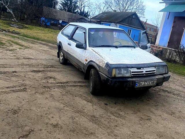 Белый ВАЗ 2108, объемом двигателя 1.3 л и пробегом 0 тыс. км за 600 $, фото 1 на Automoto.ua