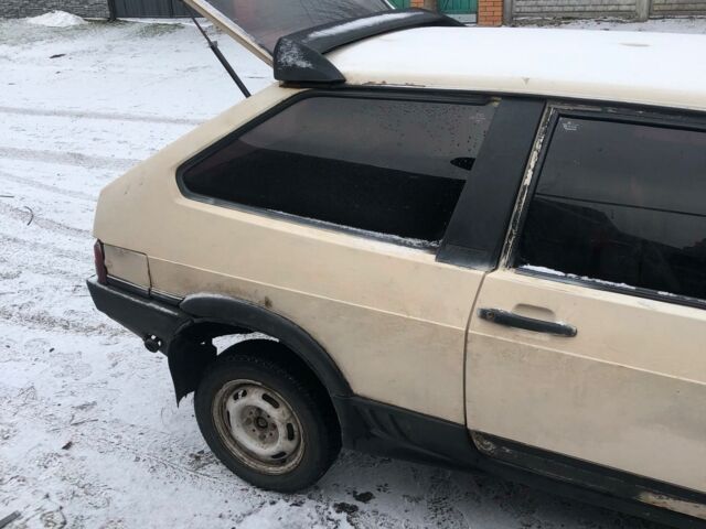 Білий ВАЗ 2108, об'ємом двигуна 1.2 л та пробігом 350 тис. км за 700 $, фото 1 на Automoto.ua