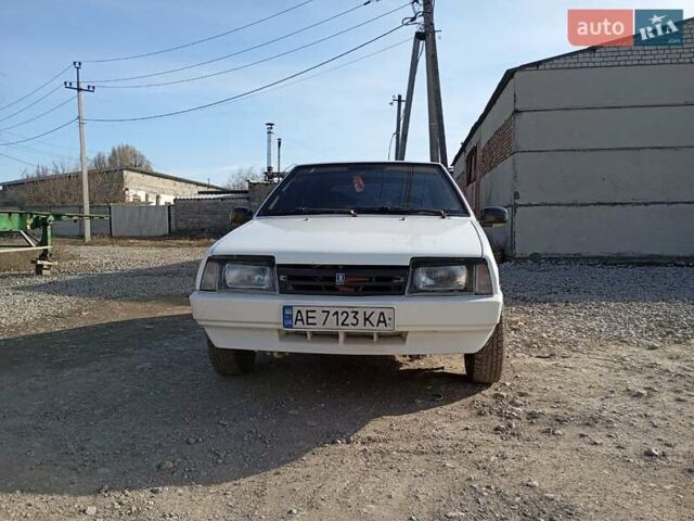 Белый ВАЗ 2108, объемом двигателя 1.29 л и пробегом 100 тыс. км за 1400 $, фото 1 на Automoto.ua
