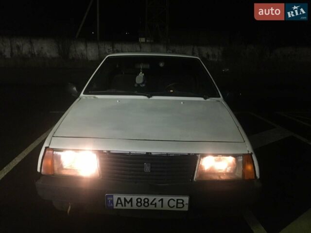 Белый ВАЗ 2108, объемом двигателя 1.29 л и пробегом 122 тыс. км за 900 $, фото 1 на Automoto.ua
