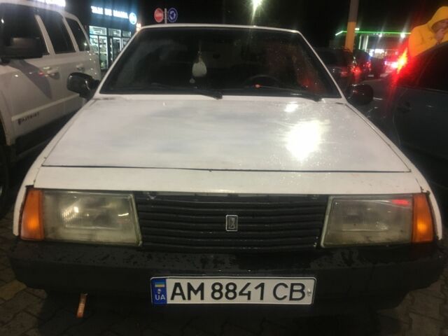 Белый ВАЗ 2108, объемом двигателя 0 л и пробегом 2 тыс. км за 700 $, фото 1 на Automoto.ua