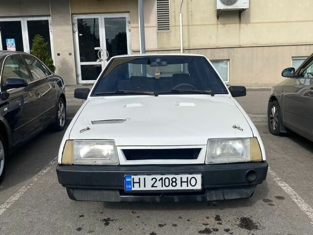 Білий ВАЗ 2108, об'ємом двигуна 1.5 л та пробігом 116 тис. км за 2000 $, фото 1 на Automoto.ua