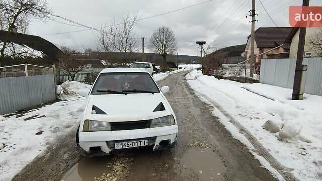 Белый ВАЗ 2108, объемом двигателя 1.6 л и пробегом 50 тыс. км за 750 $, фото 1 на Automoto.ua