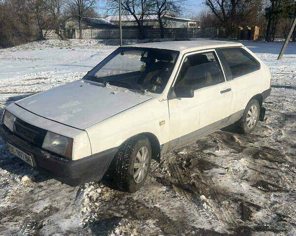 Білий ВАЗ 2108, об'ємом двигуна 1.3 л та пробігом 400 тис. км за 350 $, фото 1 на Automoto.ua