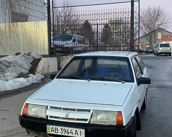 Белый ВАЗ 2108, объемом двигателя 1.3 л и пробегом 380 тыс. км за 749 $, фото 1 на Automoto.ua