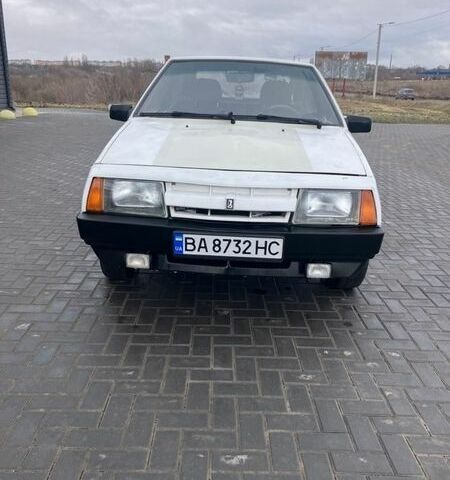 Белый ВАЗ 2108, объемом двигателя 1.29 л и пробегом 445 тыс. км за 1150 $, фото 1 на Automoto.ua