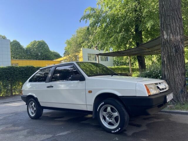 Белый ВАЗ 2108, объемом двигателя 1.6 л и пробегом 40 тыс. км за 2500 $, фото 1 на Automoto.ua