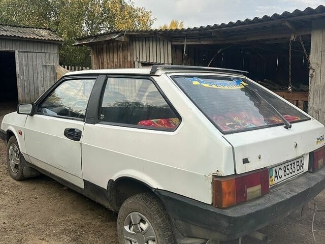 Белый ВАЗ 2108, объемом двигателя 1.29 л и пробегом 42 тыс. км за 900 $, фото 1 на Automoto.ua