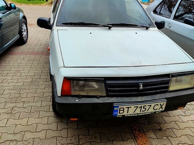 Белый ВАЗ 2108, объемом двигателя 1.3 л и пробегом 0 тыс. км за 850 $, фото 1 на Automoto.ua