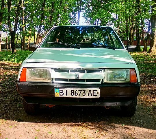 Белый ВАЗ 2108, объемом двигателя 1.3 л и пробегом 0 тыс. км за 1000 $, фото 1 на Automoto.ua