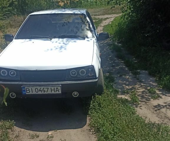 Белый ВАЗ 2108, объемом двигателя 1.3 л и пробегом 1000 тыс. км за 961 $, фото 1 на Automoto.ua
