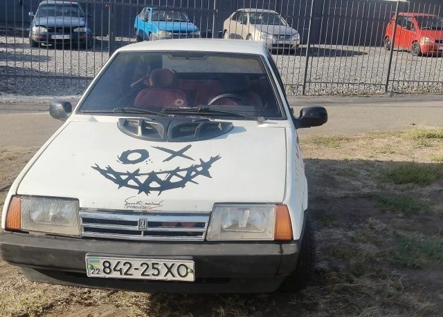 Белый ВАЗ 2108, объемом двигателя 2 л и пробегом 2 тыс. км за 801 $, фото 1 на Automoto.ua