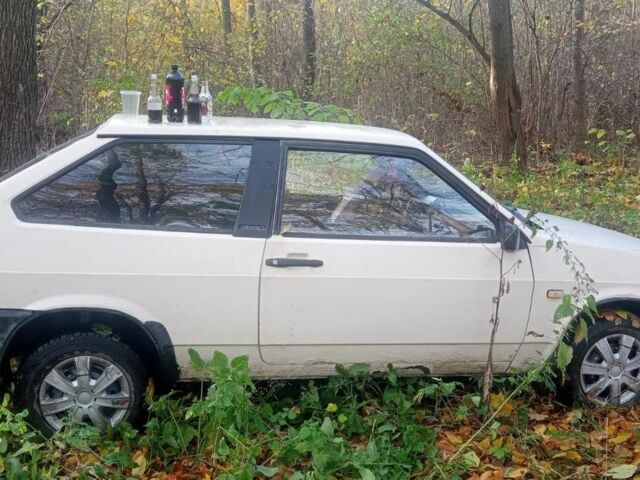 ВАЗ 2108 1989 в Новорад-Волынском на Automoto.ua Белый ВАЗ 2108, объемом двигателя 0 л и пробегом 65 тыс. км за 750 $, фото 1 на Automoto.ua