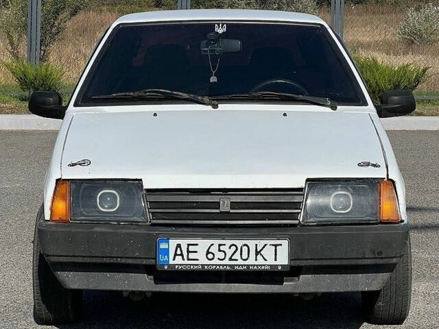 Белый ВАЗ 2108, объемом двигателя 1.3 л и пробегом 150 тыс. км за 850 $, фото 1 на Automoto.ua