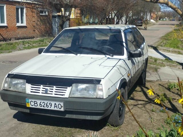 Білий ВАЗ 2108, об'ємом двигуна 1.3 л та пробігом 300 тис. км за 552 $, фото 1 на Automoto.ua