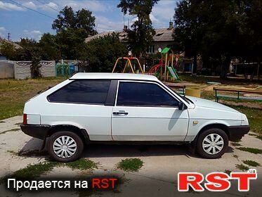 Белый ВАЗ 2108, объемом двигателя 1.3 л и пробегом 50 тыс. км за 1000 $, фото 1 на Automoto.ua
