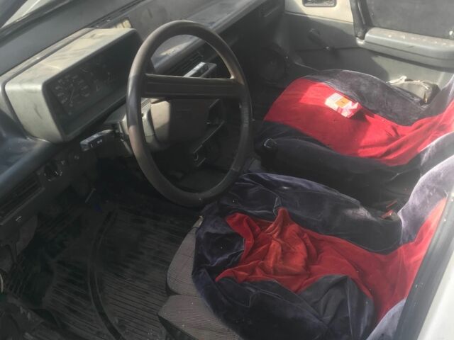 Белый ВАЗ 2108, объемом двигателя 1.5 л и пробегом 26 тыс. км за 288 $, фото 1 на Automoto.ua