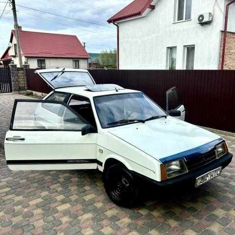 Белый ВАЗ 2108, объемом двигателя 1.3 л и пробегом 3 тыс. км за 900 $, фото 1 на Automoto.ua