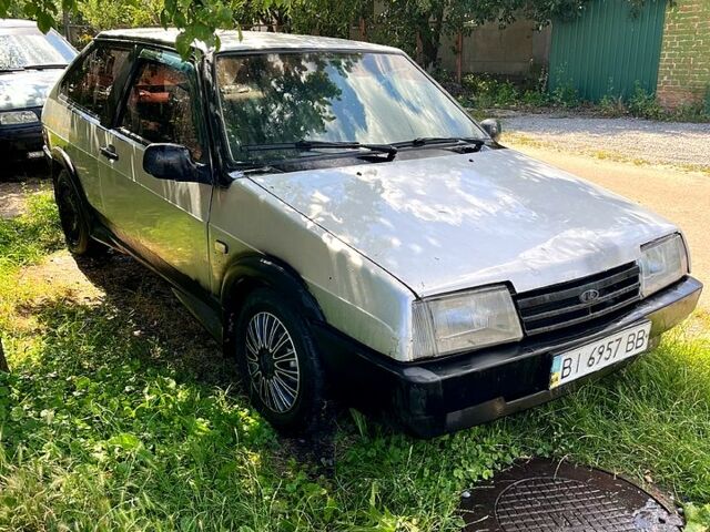 Белый ВАЗ 2108, объемом двигателя 1.3 л и пробегом 0 тыс. км за 500 $, фото 1 на Automoto.ua