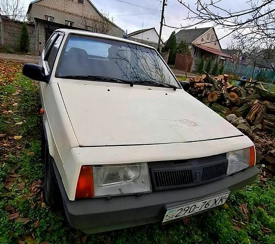 Белый ВАЗ 2108, объемом двигателя 1.3 л и пробегом 0 тыс. км за 710 $, фото 1 на Automoto.ua