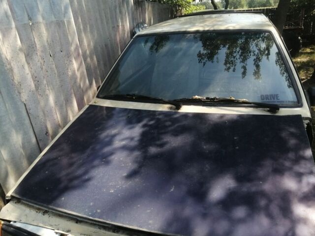 Белый ВАЗ 2108, объемом двигателя 1 л и пробегом 574 тыс. км за 1235 $, фото 1 на Automoto.ua