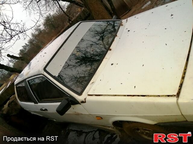 Белый ВАЗ 2108, объемом двигателя 1.3 л и пробегом 165 тыс. км за 700 $, фото 1 на Automoto.ua