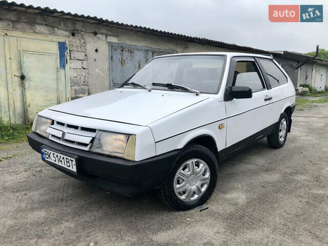 Білий ВАЗ 2108, об'ємом двигуна 1.5 л та пробігом 202 тис. км за 750 $, фото 1 на Automoto.ua