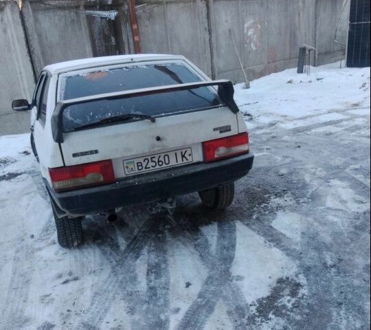 Белый ВАЗ 2108, объемом двигателя 1 л и пробегом 51 тыс. км за 650 $, фото 1 на Automoto.ua