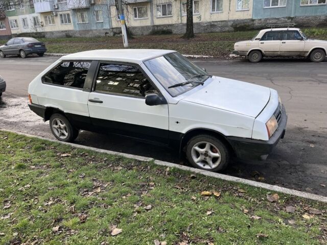 Белый ВАЗ 2108, объемом двигателя 1.5 л и пробегом 93 тыс. км за 602 $, фото 1 на Automoto.ua