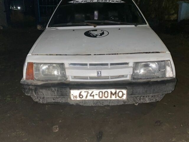 Білий ВАЗ 2108, об'ємом двигуна 1 л та пробігом 200 тис. км за 403 $, фото 1 на Automoto.ua