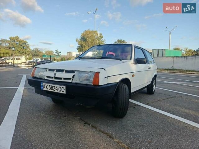 Белый ВАЗ 2108, объемом двигателя 1.29 л и пробегом 93 тыс. км за 1100 $, фото 1 на Automoto.ua