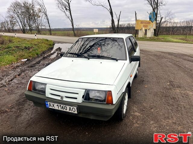 Белый ВАЗ 2108, объемом двигателя 1.3 л и пробегом 0 тыс. км за 1200 $, фото 1 на Automoto.ua