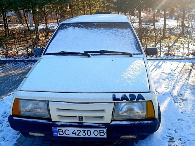 Білий ВАЗ 2108, об'ємом двигуна 1.1 л та пробігом 400 тис. км за 850 $, фото 1 на Automoto.ua