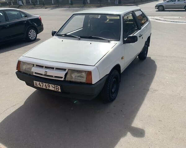 Белый ВАЗ 2108, объемом двигателя 1.3 л и пробегом 90 тыс. км за 899 $, фото 1 на Automoto.ua