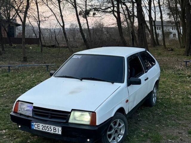 Белый ВАЗ 2108, объемом двигателя 1.5 л и пробегом 150 тыс. км за 1000 $, фото 1 на Automoto.ua