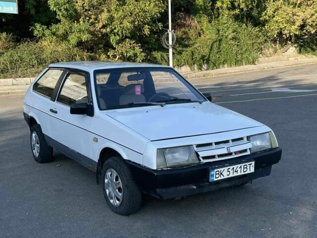 Білий ВАЗ 2108, об'ємом двигуна 1.5 л та пробігом 251 тис. км за 560 $, фото 1 на Automoto.ua