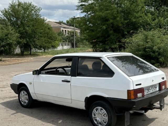 Белый ВАЗ 2108, объемом двигателя 1.6 л и пробегом 320 тыс. км за 850 $, фото 1 на Automoto.ua