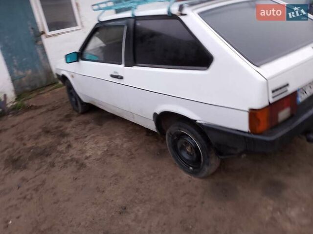 Белый ВАЗ 2108, объемом двигателя 1.5 л и пробегом 200 тыс. км за 550 $, фото 1 на Automoto.ua
