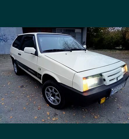 Белый ВАЗ 2108, объемом двигателя 1.5 л и пробегом 98 тыс. км за 1500 $, фото 1 на Automoto.ua