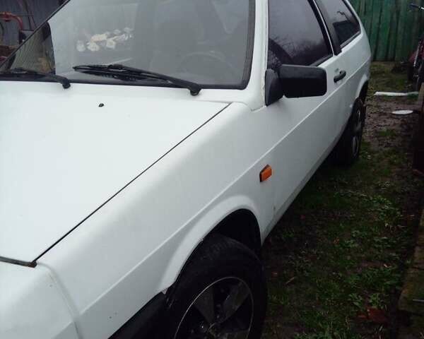 Білий ВАЗ 2108, об'ємом двигуна 1.5 л та пробігом 100 тис. км за 851 $, фото 1 на Automoto.ua
