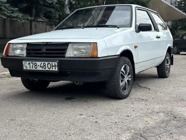 Білий ВАЗ 2108, об'ємом двигуна 1.3 л та пробігом 250 тис. км за 877 $, фото 1 на Automoto.ua
